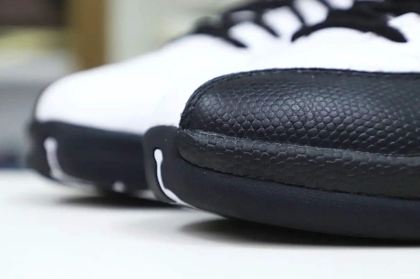AIR 'ROYALTY' RETRO 12 Kimikick JORDAN 0730